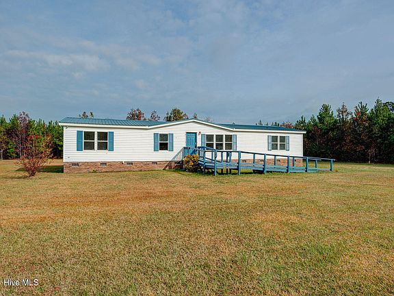 2nd image of 2883 Collins Drive
