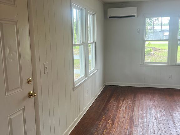 5th image of 264 N Mahogany Ln