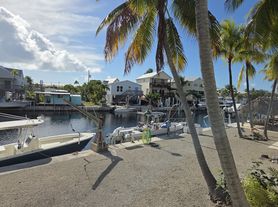 87 Monroe Dr, Islamorada, FL