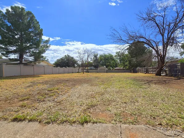 1503 Community Ln, Midland, TX 79701