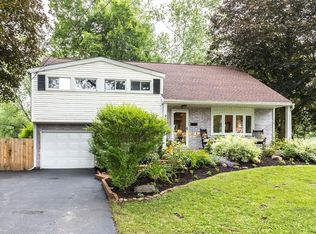 243 Blackberry Rd, Liverpool, NY 13090