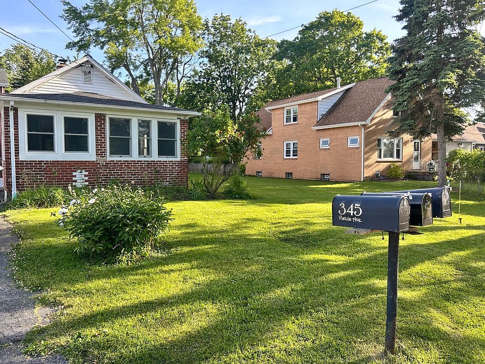 1st image of 345 Vistula Ave