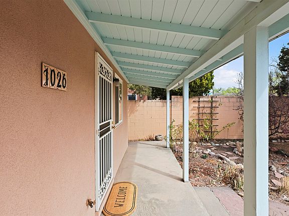 5th image of 1026 Galisteo St