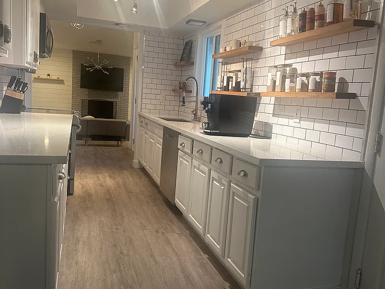 3610 Antigua Ave — Photo 3