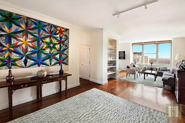 Rented by Halstead Real Estate | media 9