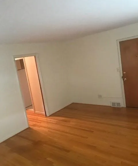 810 Princeton St #2 — Photo 2