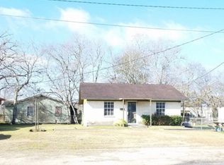 1418 Avenue H, Bay City, TX 77414