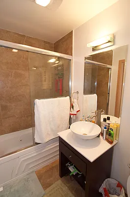 Rented by Owner | media 9