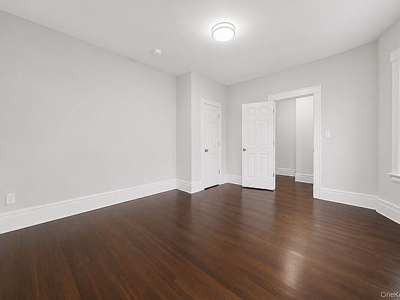 4th image of 33 Manitou Avenue