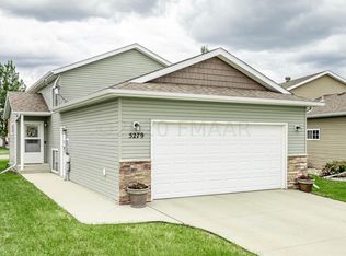 5279 49th Ave S, Fargo, ND 58104