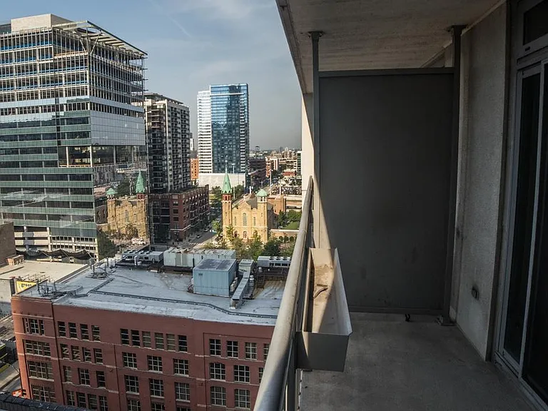 125 S Jefferson St #1508 — Photo 2