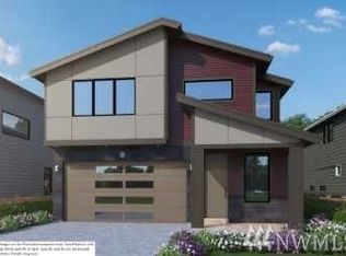217 161st St SW #3, Lynnwood, WA 98087