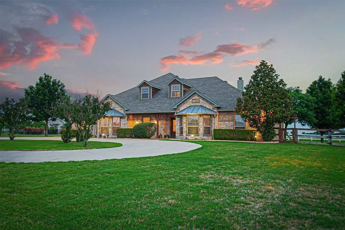 68 Buckskin Dr, Van Alstyne, TX 75495 Zillow