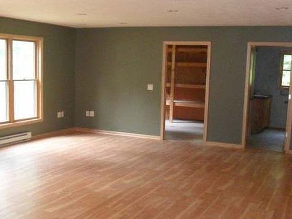 Basement level walk out