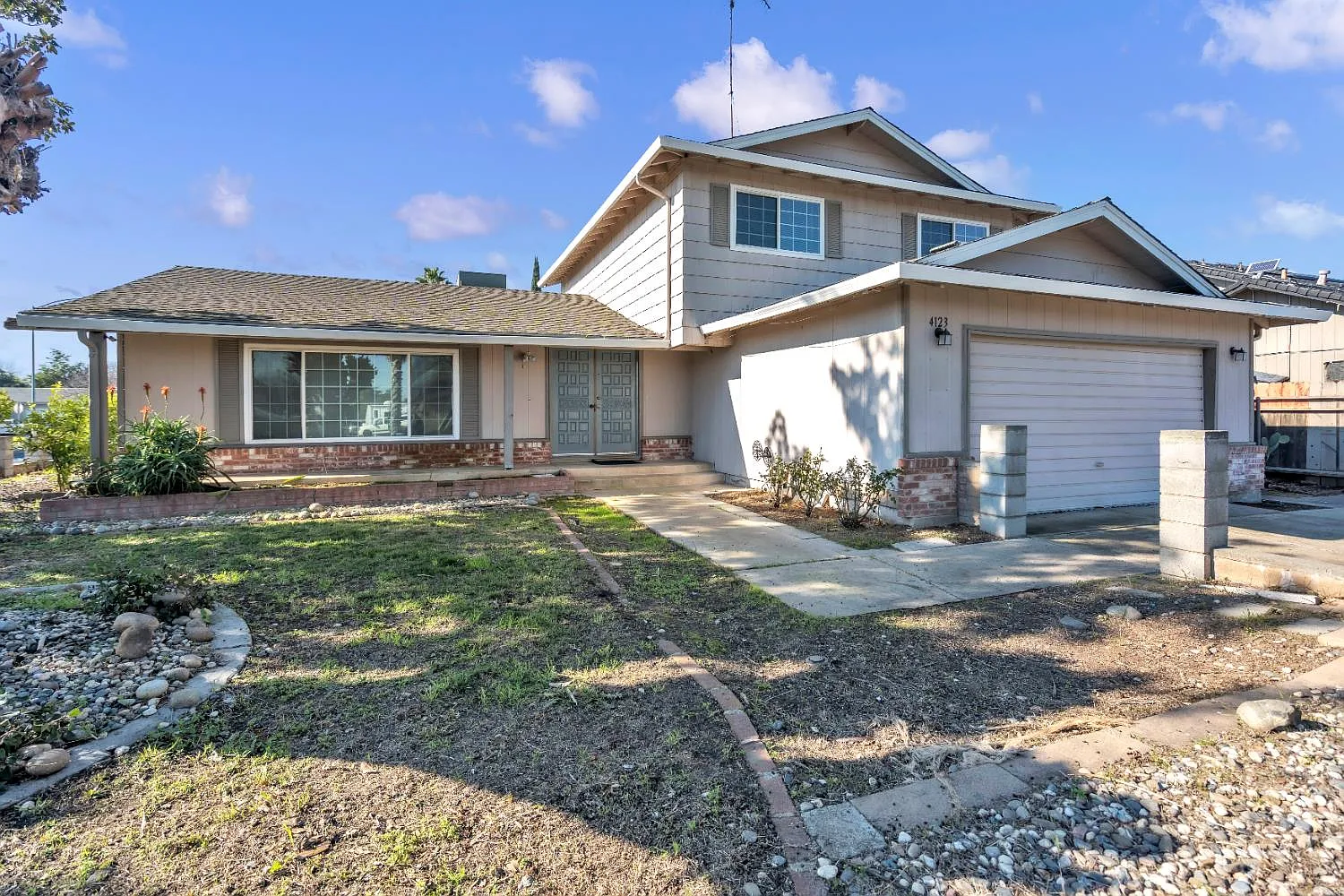 4123 Estate Dr photo 1