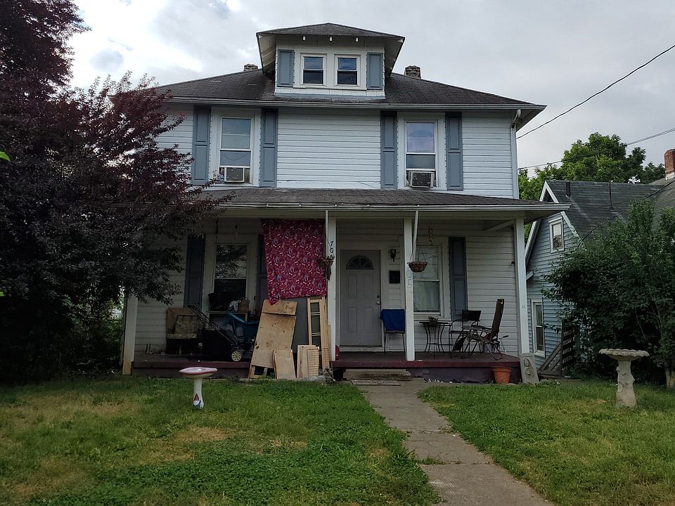 1st image of 705 Montrose Ave SE