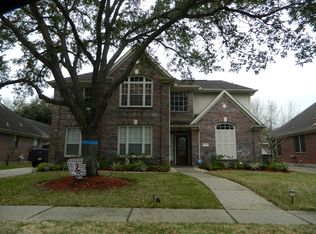 11203 Carriage Lake Dr, Lake Houston, TX 77065