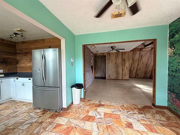 4th image of 345 Private Rd