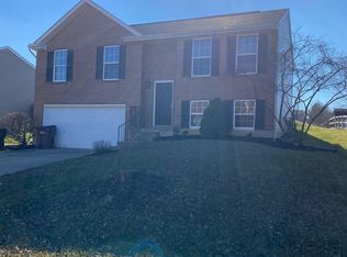 2811 Whitney Ln, Hebron, KY 41048