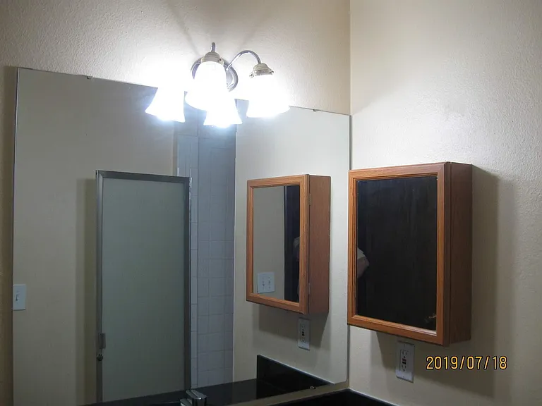 1001 Taylor Ave N #101 — Photo 6