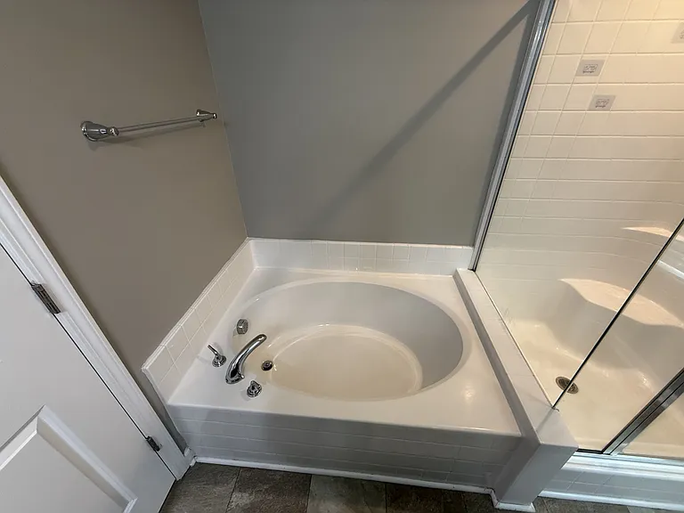 141 Butler Knoll Ct — Photo 34
