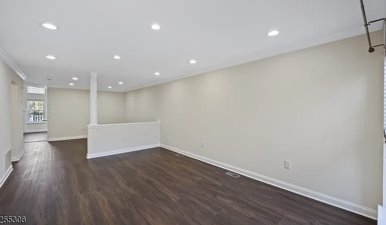 1306 Stech Dr — Photo 6