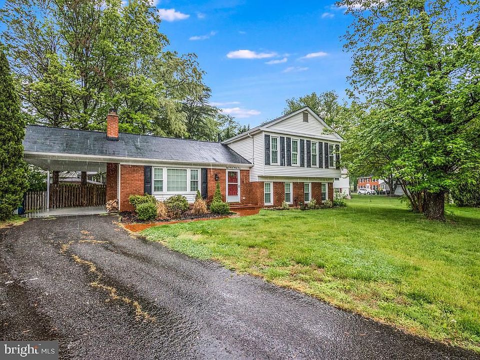 1st image of 5734 Buckhaven Ct