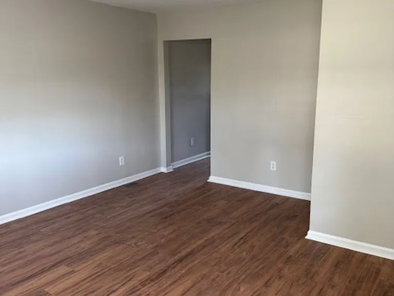 103 Elizabeth Ave — Photo 13