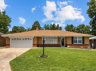 9217 Shadydale Dr, Saint Louis, MO 63136