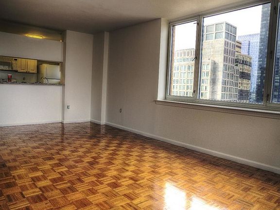 4th image of 350 W 43rd St APT 34E