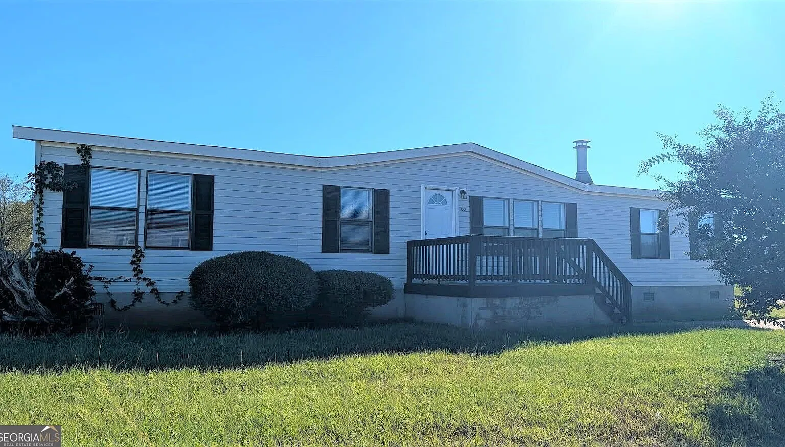 4 bed, 2.0 bath, 1512 sqft, $1,400 — Photo 2