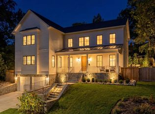 4283 38th St N, Arlington, VA