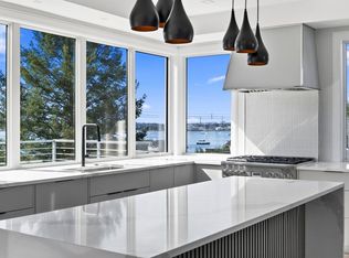 12 Johns Rd, Marblehead, MA 01945