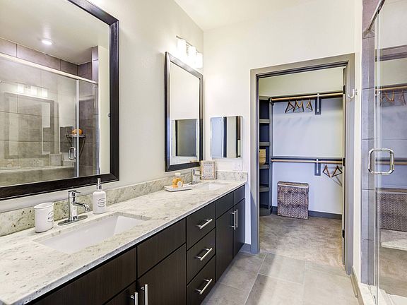 Bathroom with Walk-in Closet