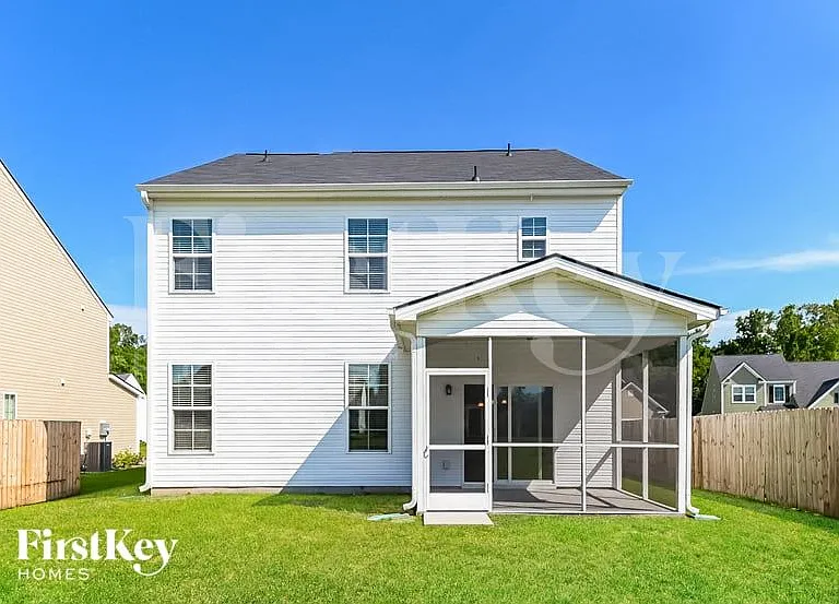 1431 Hermitage Ln — Photo 14