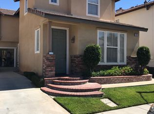 303 Roxanne Ln, Corona, CA 92882