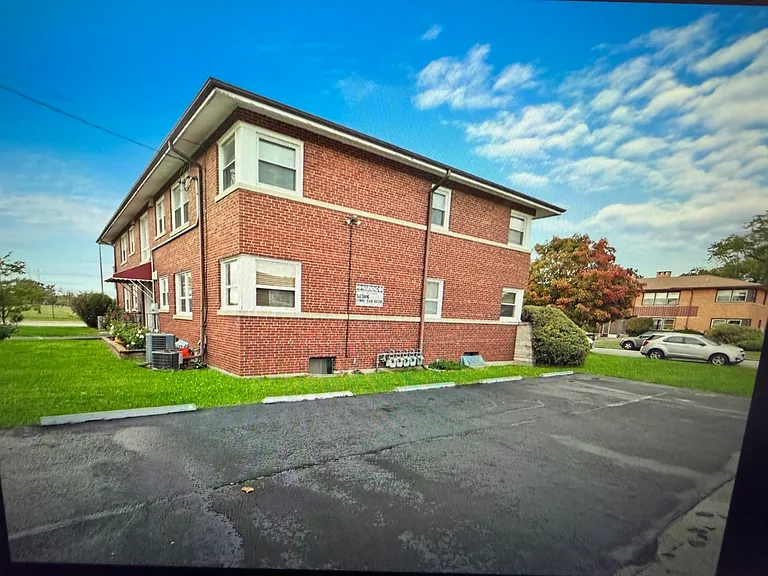 10351 Dickens St #2W — Photo 7