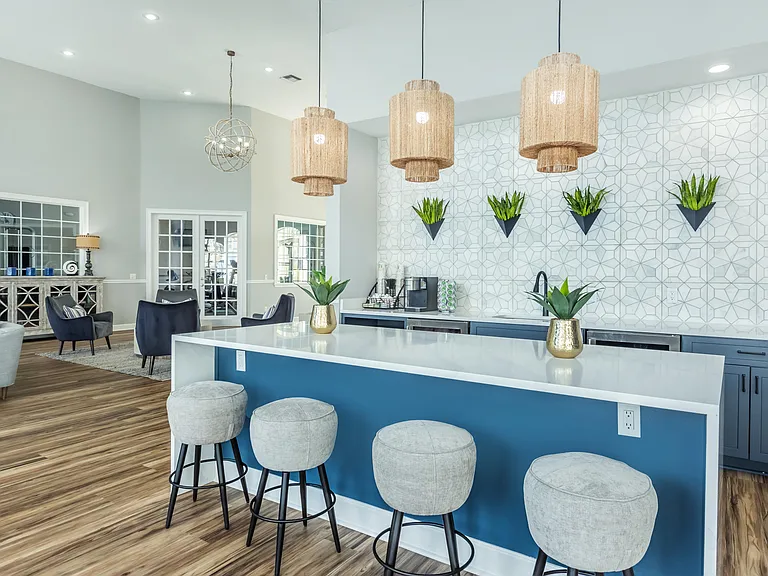 The Club at Danforth Apartments — Photo 9