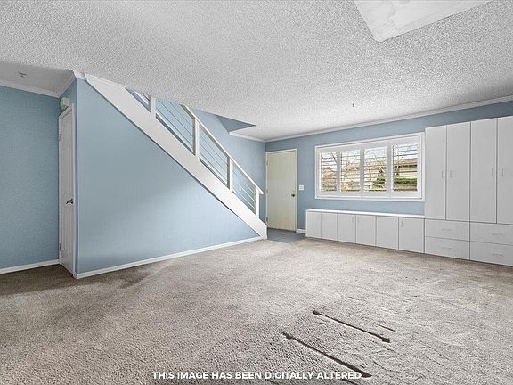 3rd image of 1003 Golf Course Drive