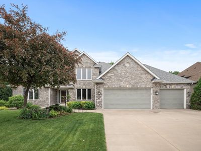 130 Wexford Heights Dr, New Brighton, MN, 55112
