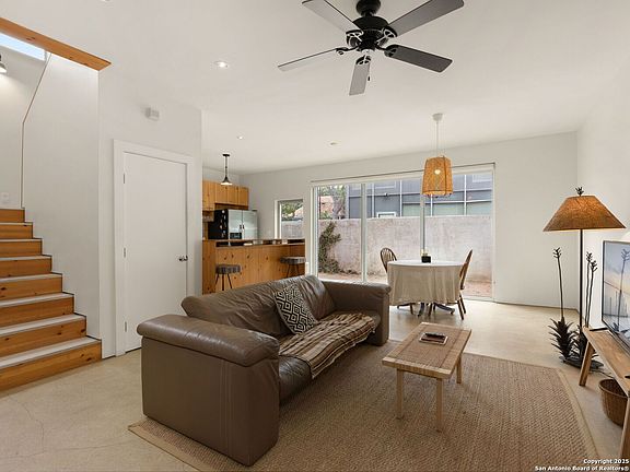 4th image of 114 BIERING AVE