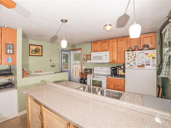 2nd image of 30 Chauncey Ave