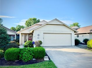 21520 Oak Bark Trl, Strongsville, OH