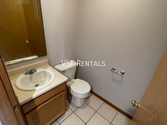 5th image of 1238 Todd Ln #B