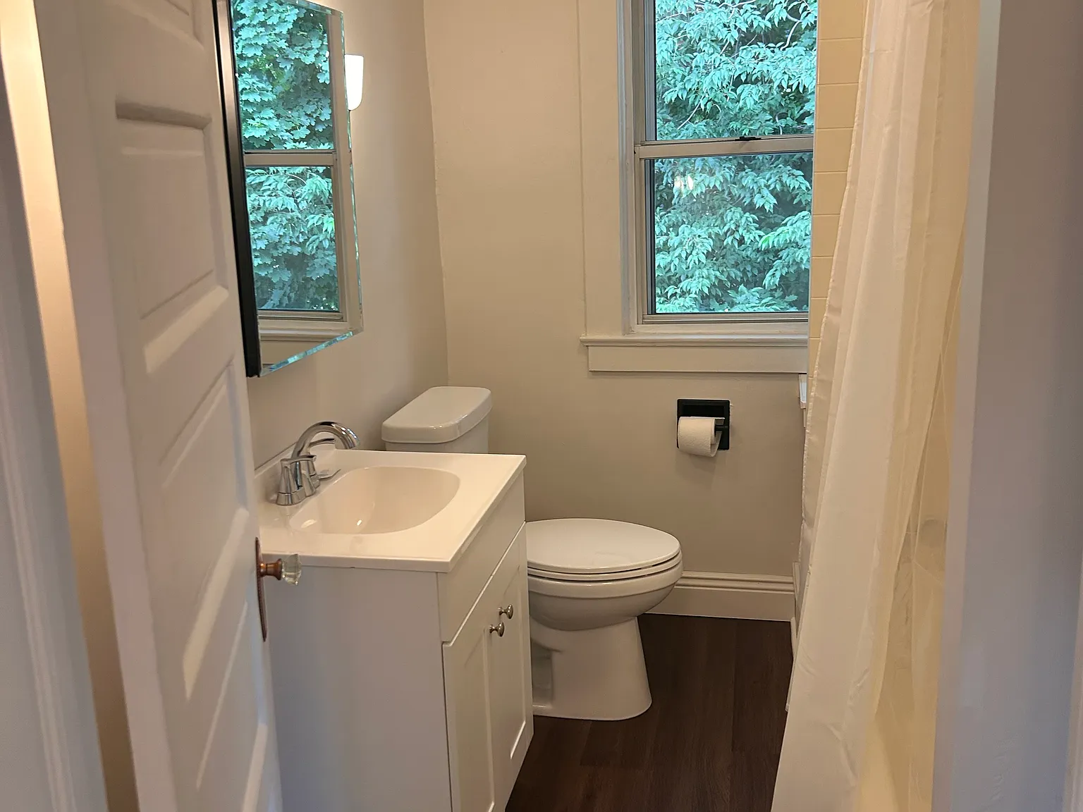 1 bed, $950 — Photo 2