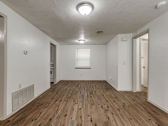 5th image of 4005 Del Rd