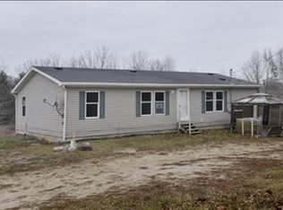 10706 Cressey Rd, Plainwell, MI 49080