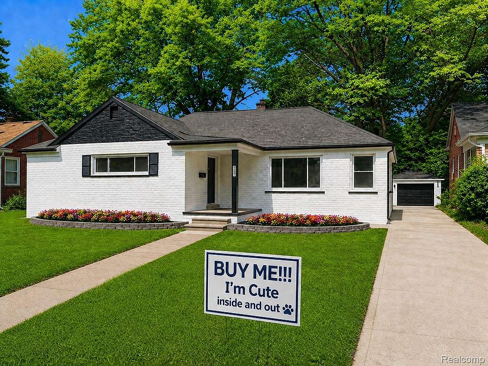 1st image of 24221 Cloverlawn St