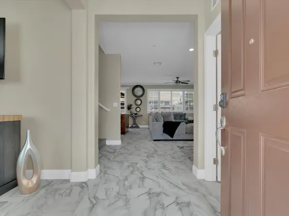 613 Sweet Pea Street, Vacaville, CA 95687