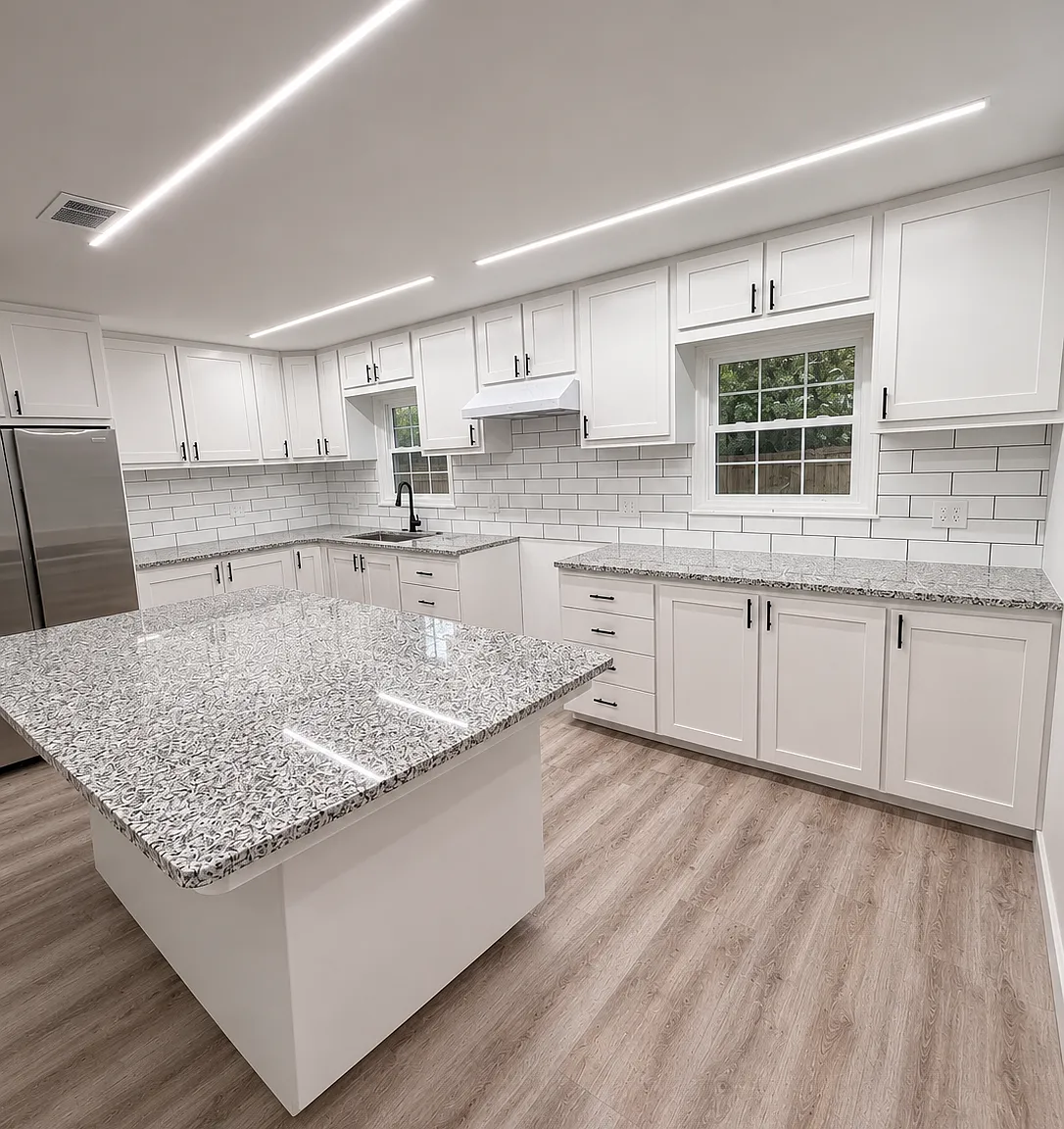 1115 Klare Ave — Photo 3